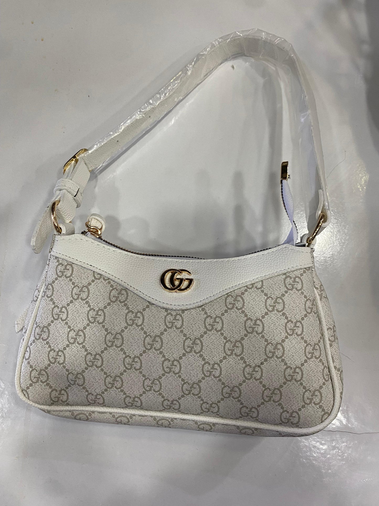 Gucci GG Supreme Mini Omuz Çantası