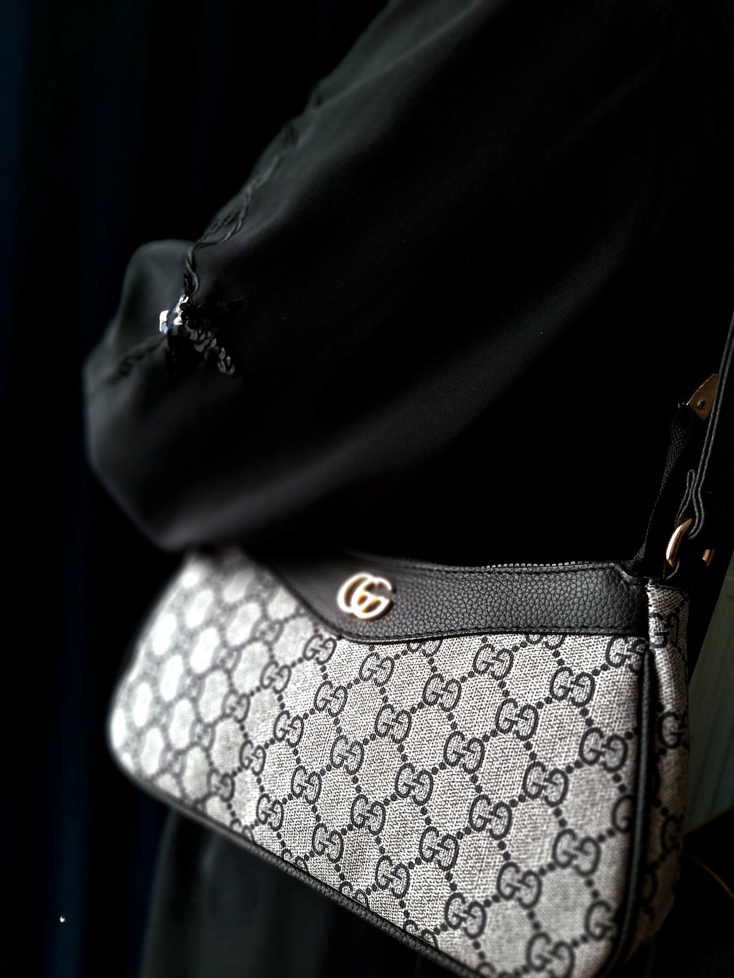 Gucci GG Supreme Mini Omuz Çantası