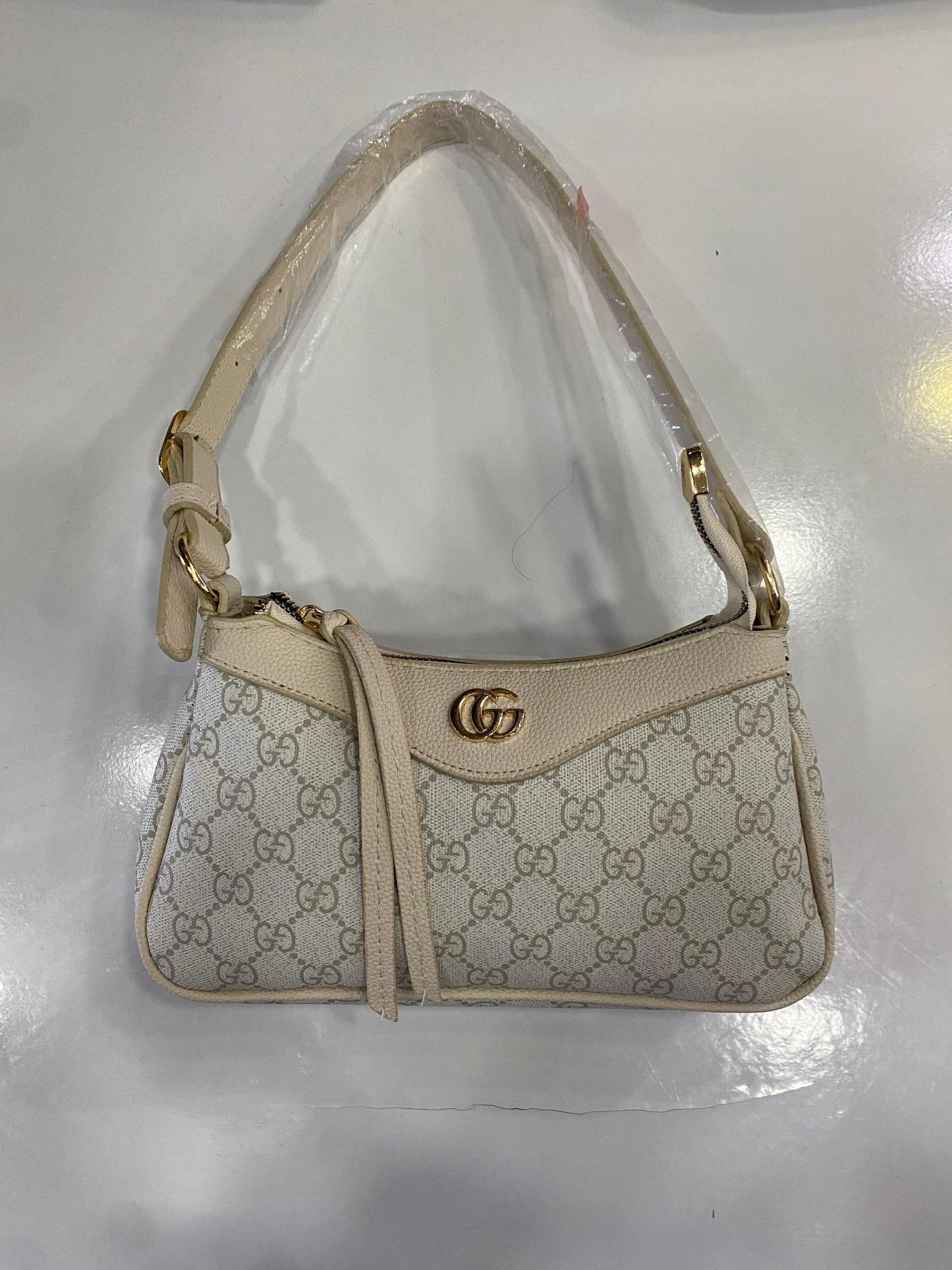 Gucci GG Supreme Mini Omuz Çantası